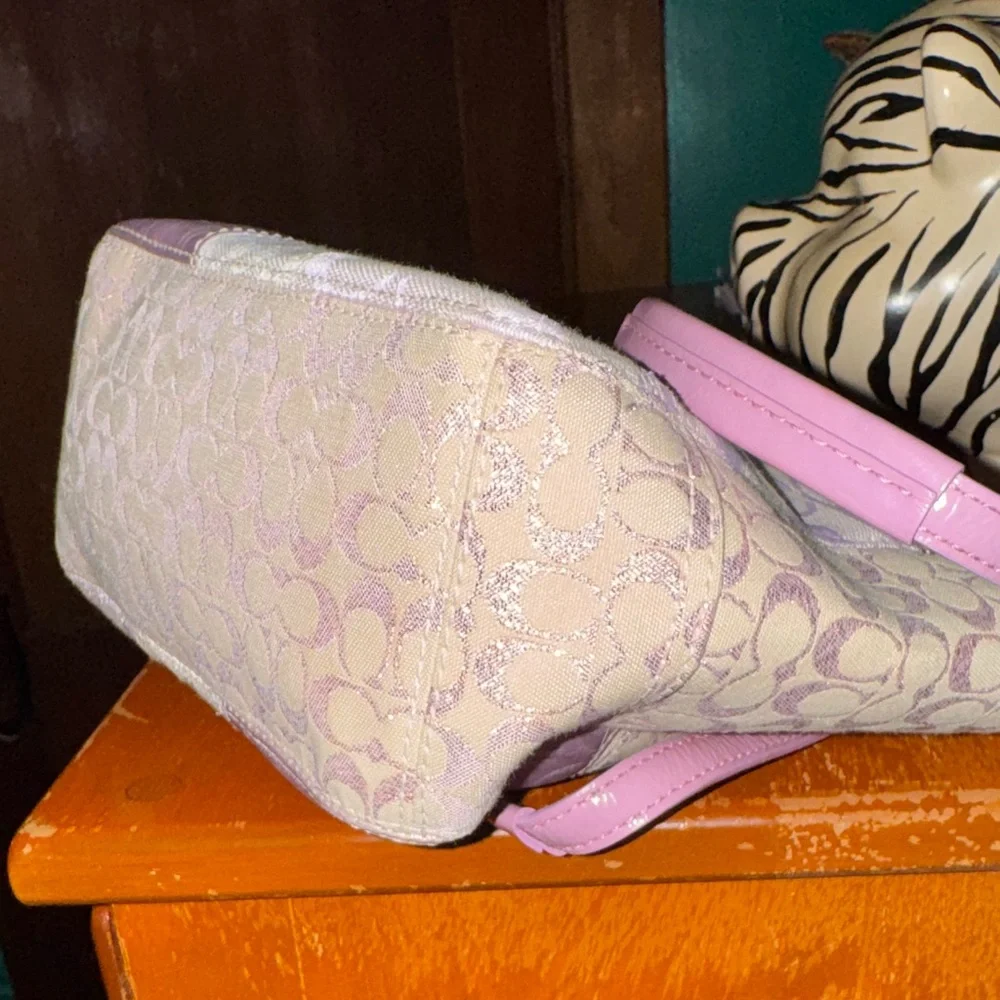 🌸☮️🍦☔️Coach Pink and Cream Patchwork Tote and Small Change Pouch - Picture 4 of 14